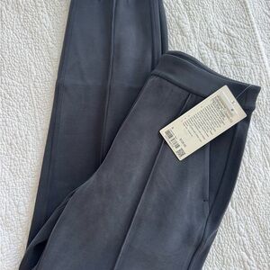 lululemon athletica Softstreme High-Rise Classic-Fit Jogger in Black